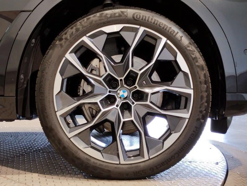 X7 xDrive40d RHD US