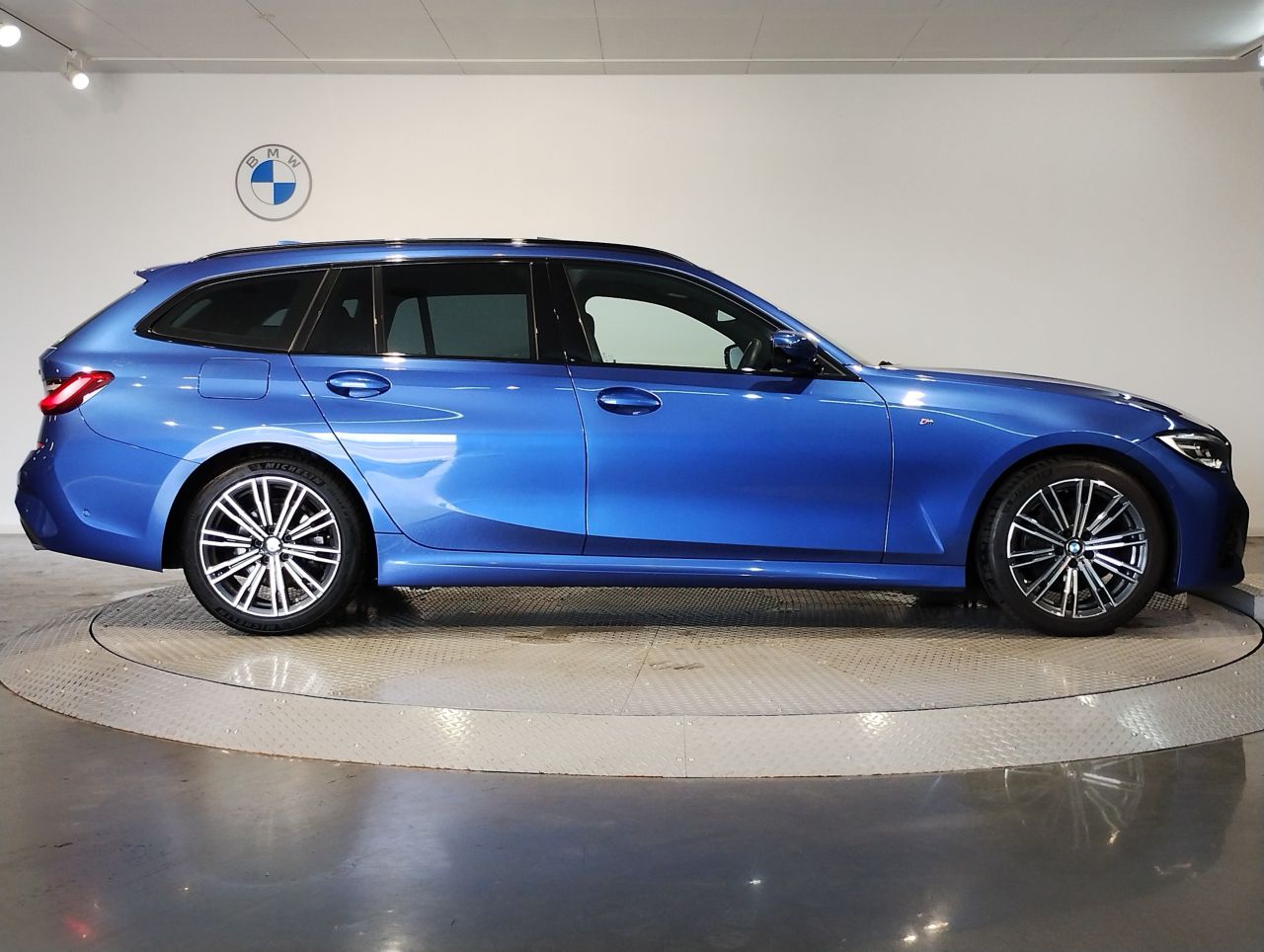 G21 320d xDrive Touring RHD