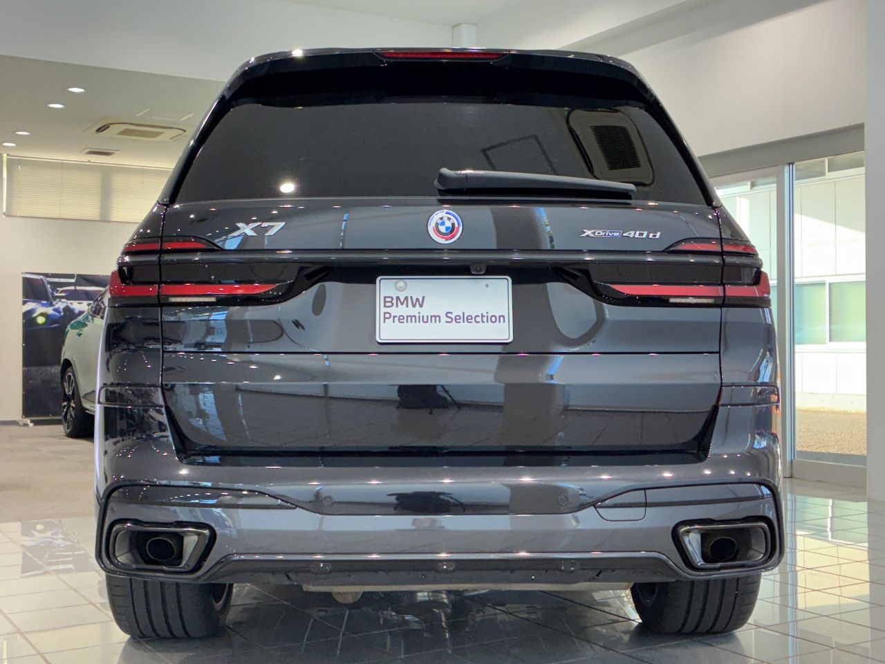 X7 xDrive40d RHD US