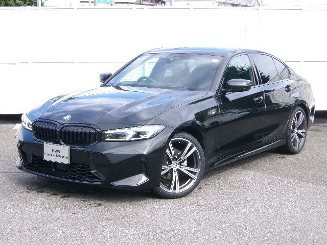 320d xDrive Berline RHD