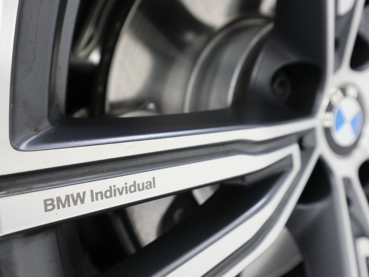 320d xDrive Berline RHD