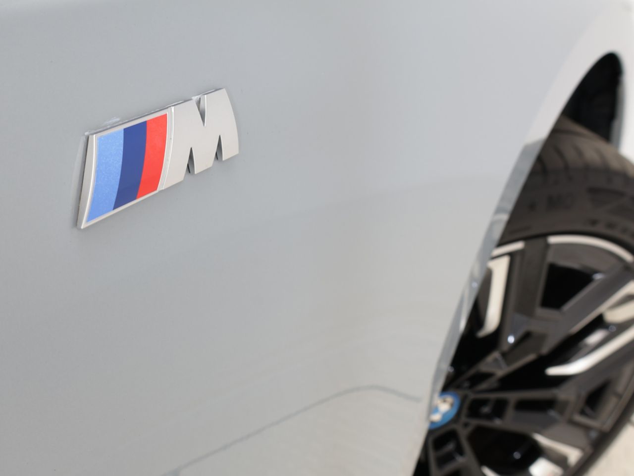 BMW i5 M60 xDrive Sedan RHD