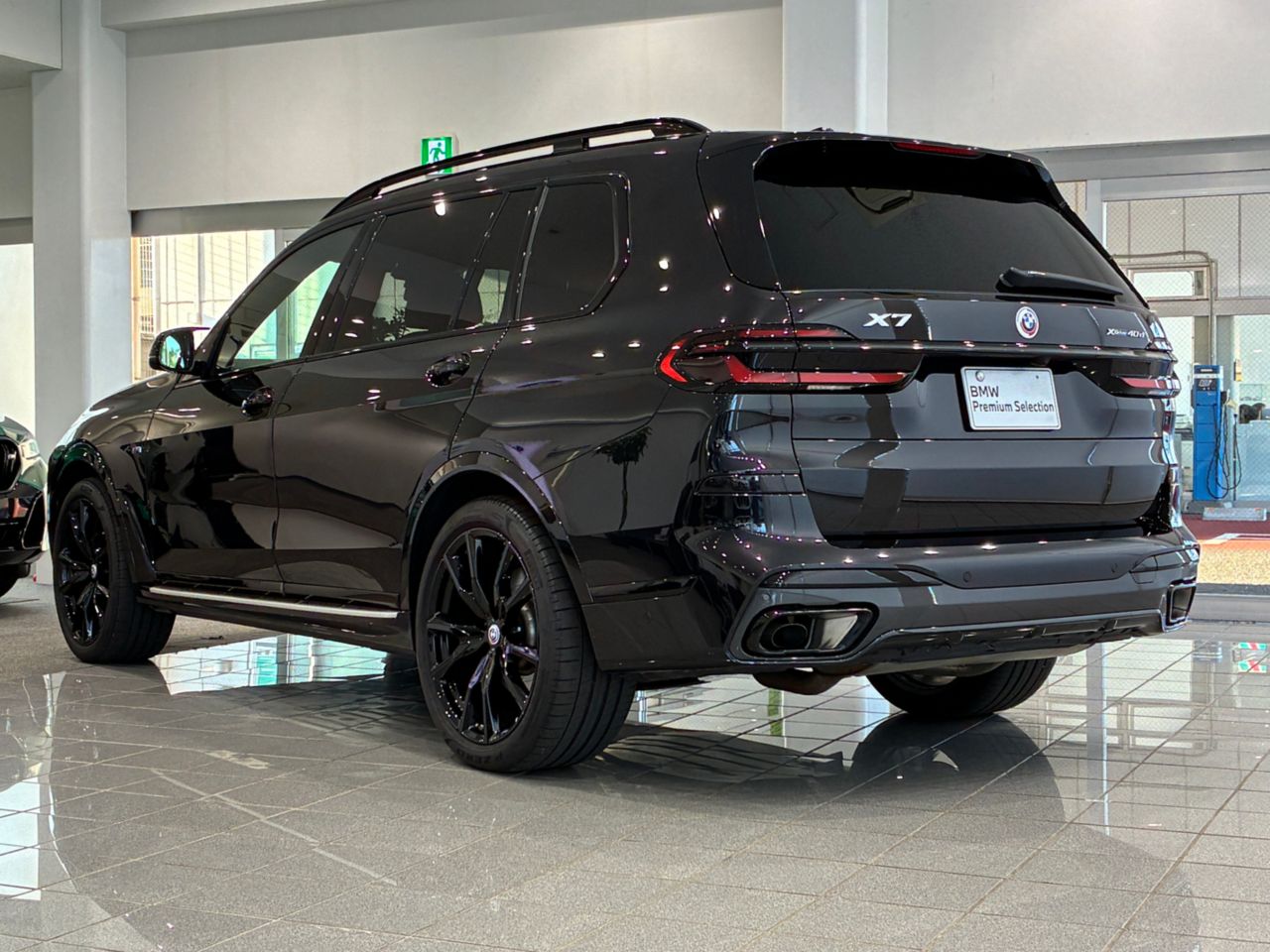 X7 xDrive40d RHD US