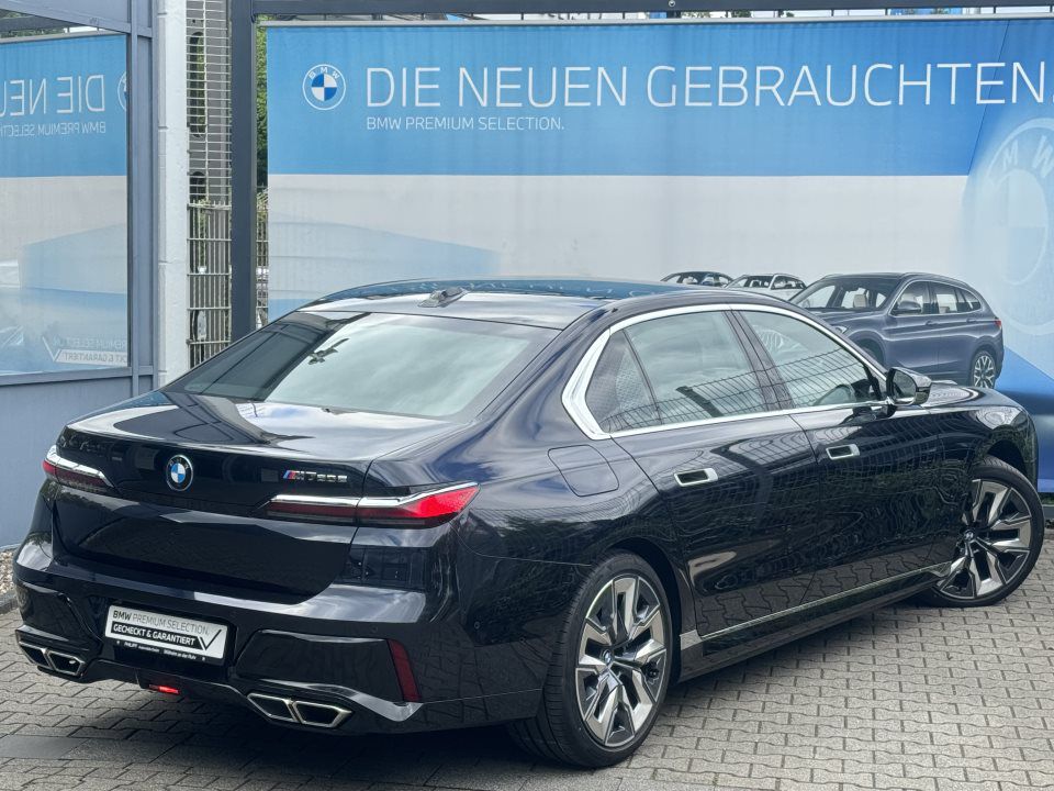BMW 760