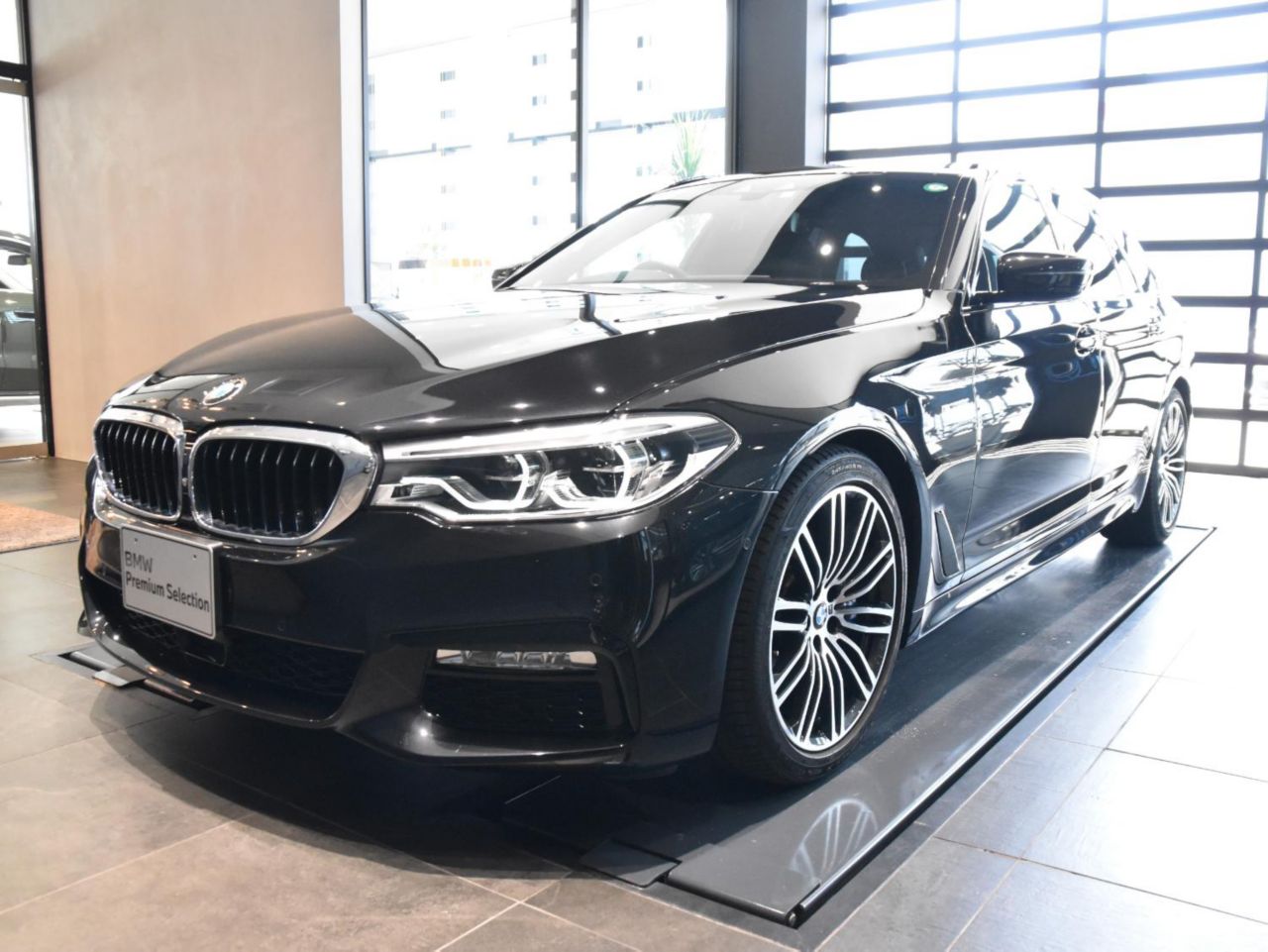 530i Touring M Sport