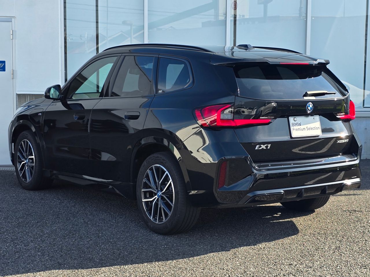U11 iX1 xDrive30
