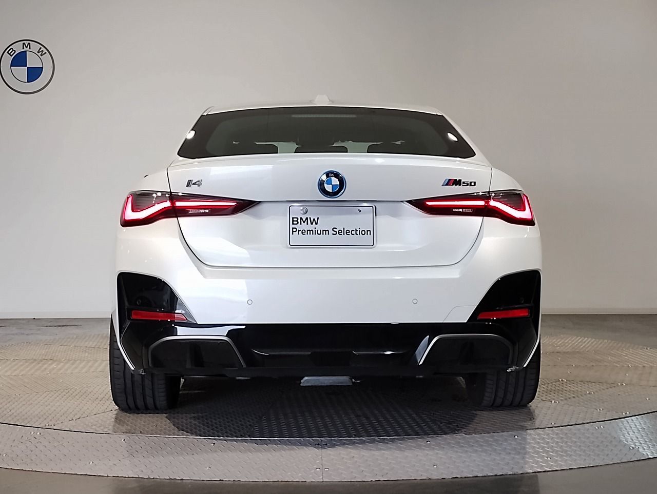 G26 i4 M50 RHD