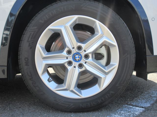 U11 iX1 xDrive30