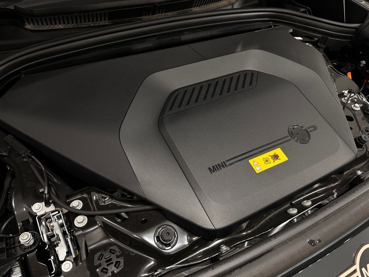 U25 MINI Countryman SE ALL4