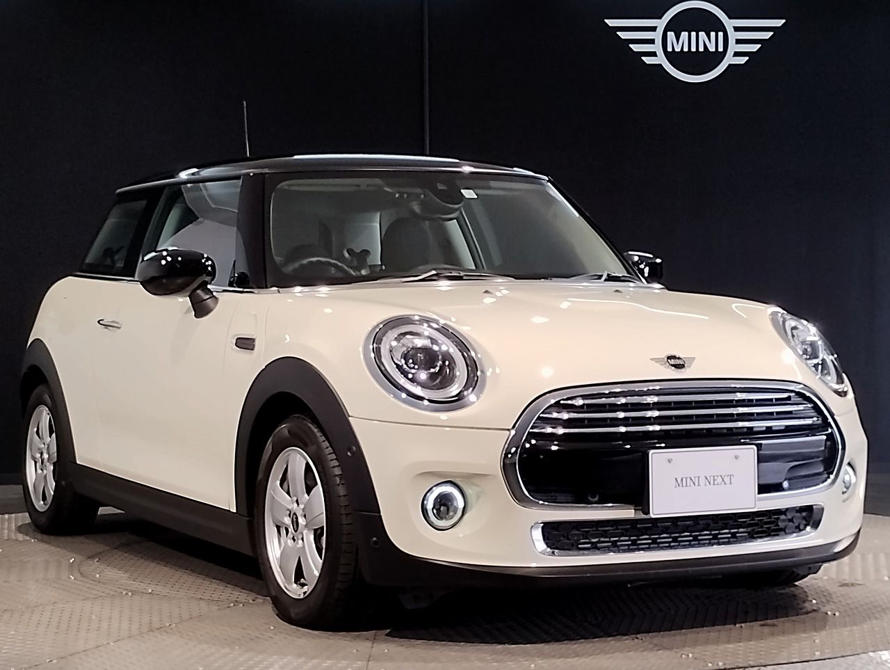 F56 MINI Cooper 3-Door Hatch LCI