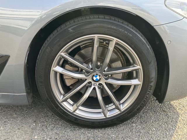 G20 320i Saloon RHD TU