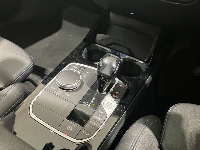 F40 118d Sports Hatch 5-door B47 2.0d