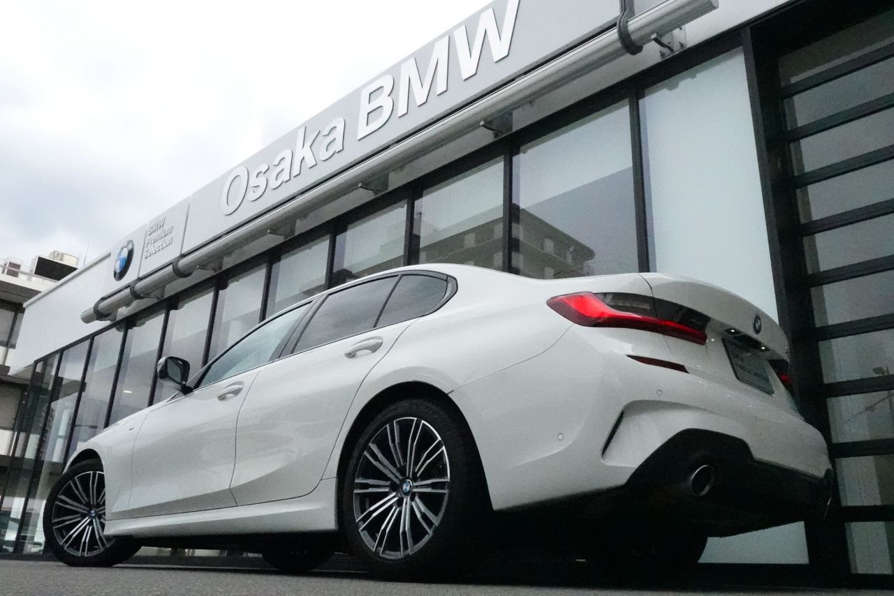G20 320i Saloon RHD TU