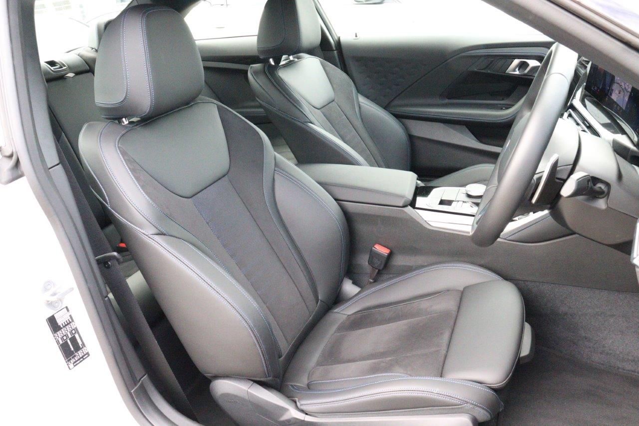 G42 220i Coupe