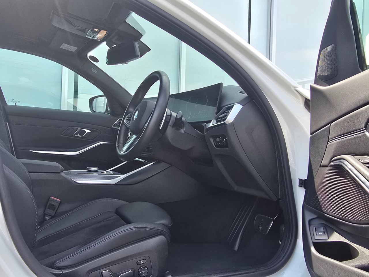 G20 320i Saloon LCI RHD MX