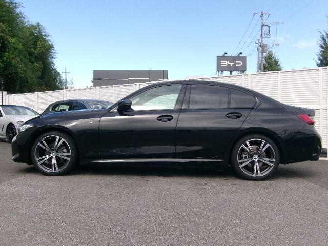 320d xDrive Berline RHD