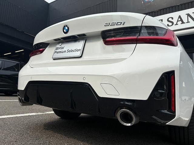 G20 320i Saloon LCI RHD MX