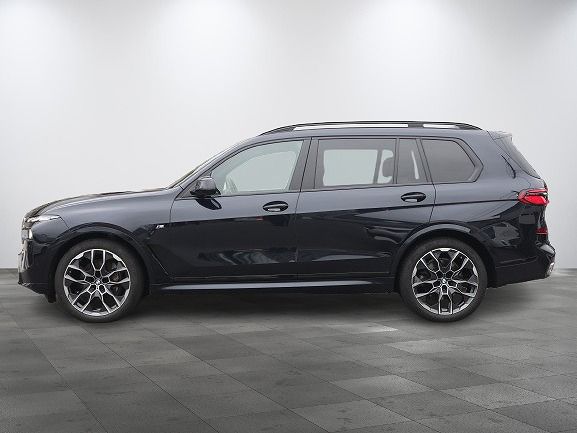 X7 xDrive40d RHD US