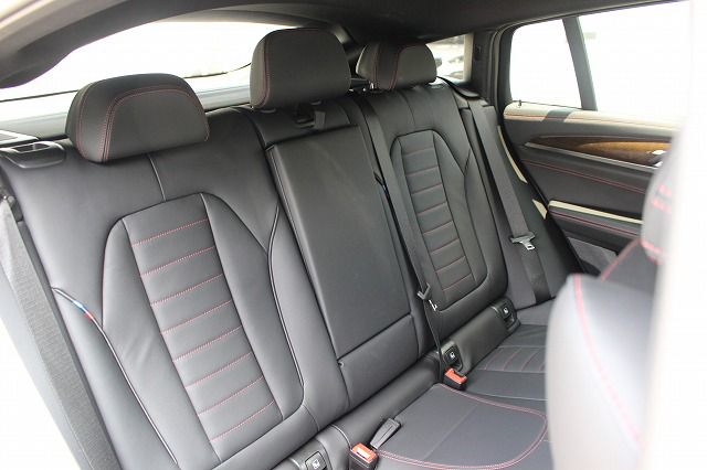 X4 xDrive20d RHD