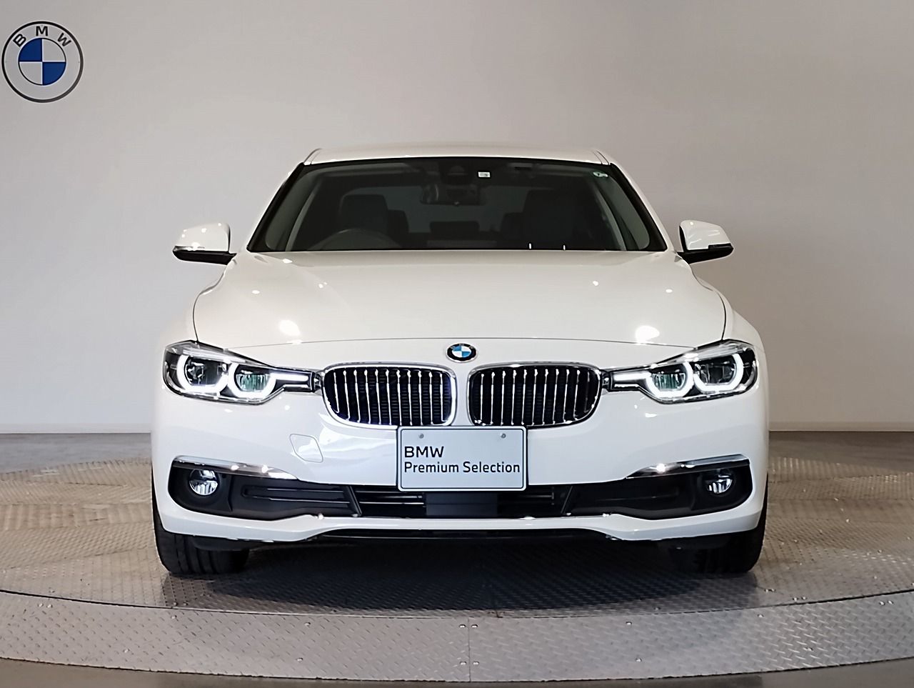 320D SEDAN RHD