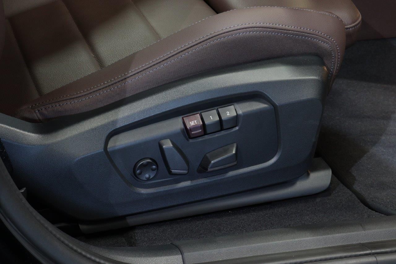 iX2 xDrive30 MSP