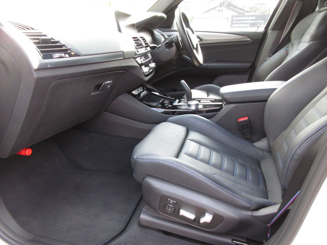 X3 M40d RHD ZA