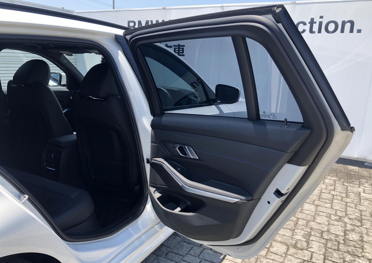 G21 320d xDrive Touring RHD