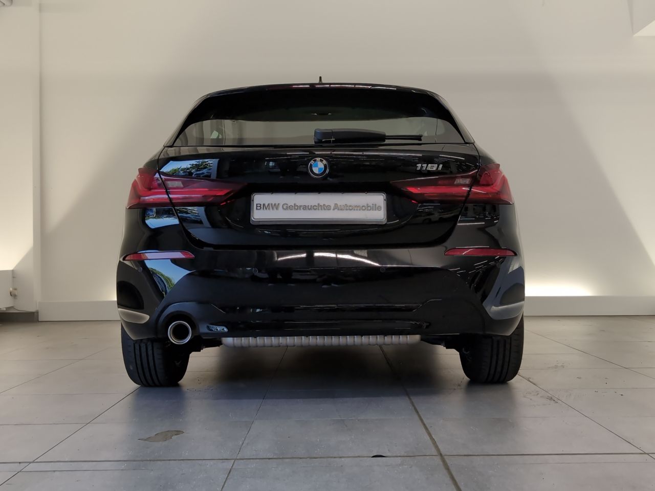 BMW 118