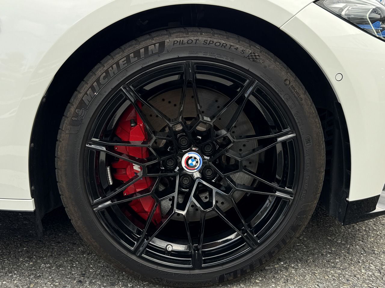G83 M4 Competition M xDrive Competition RHD