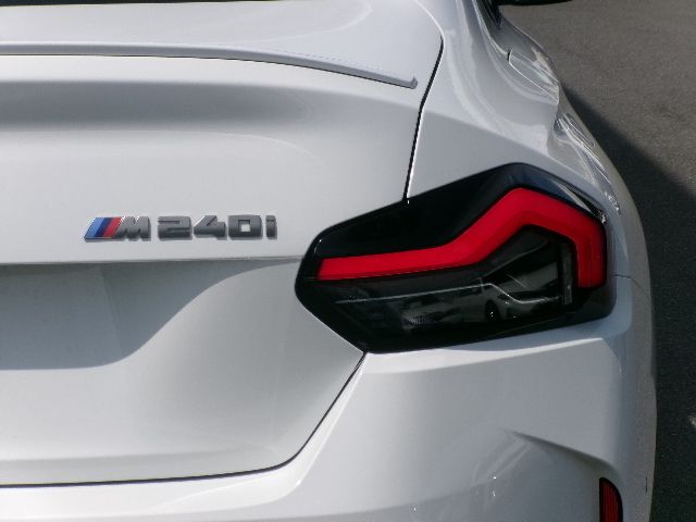 M240i xDrive Coupé RHD