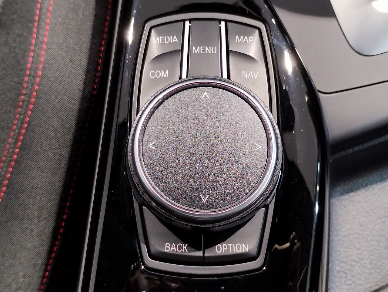118D 5DOOR RHD