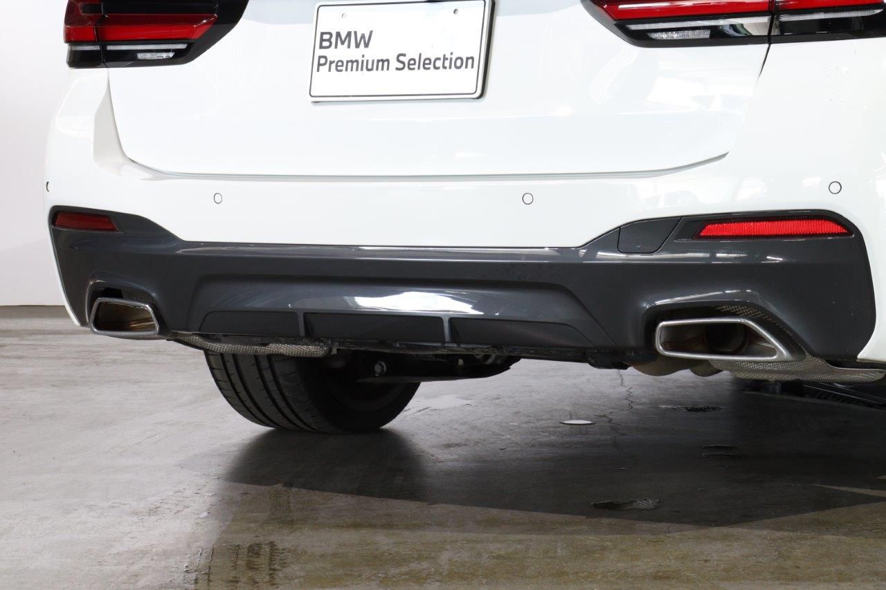520d xDrive Touring RHD