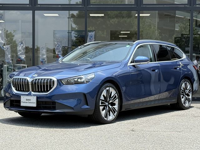 523d xDrive Touring Exclusive