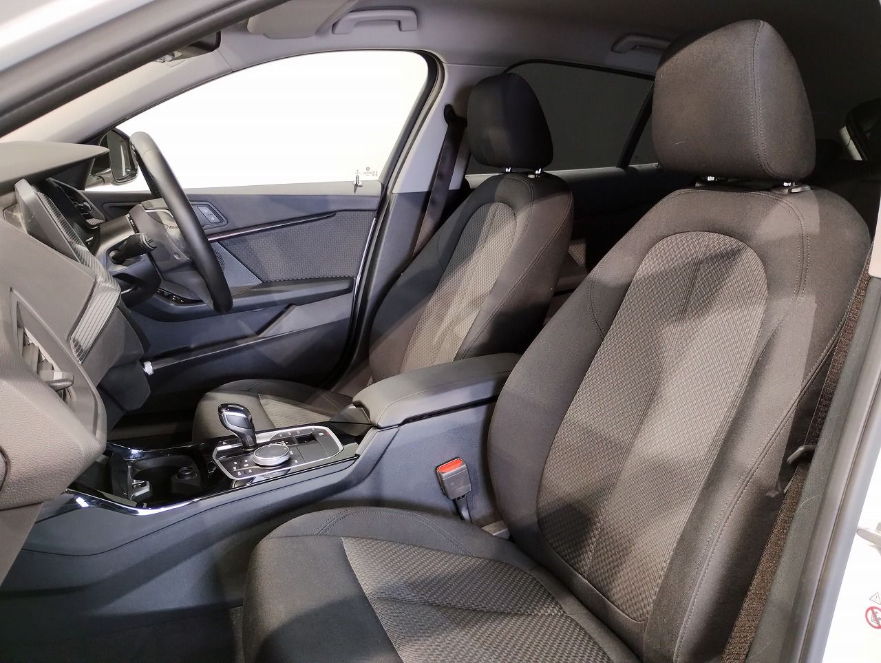 F40 118d Sports Hatch 5-door B47 2.0d