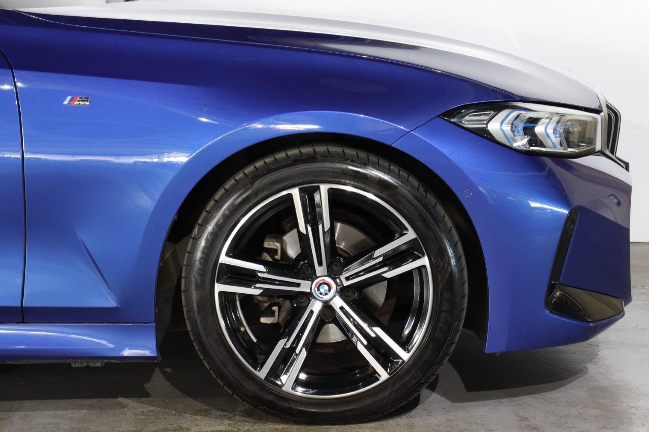 318i Touring RHD