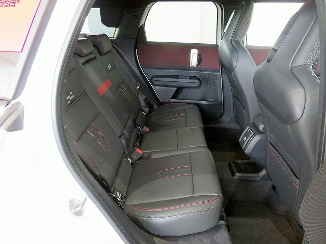U25 MINI John Cooper Works Countryman ALL4