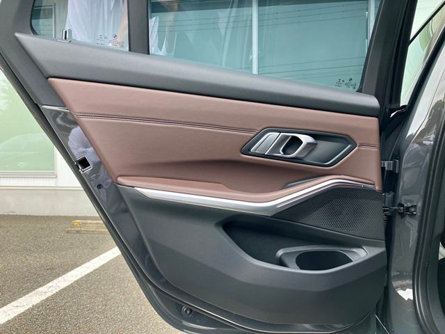 G21 320d xDrive Touring RHD