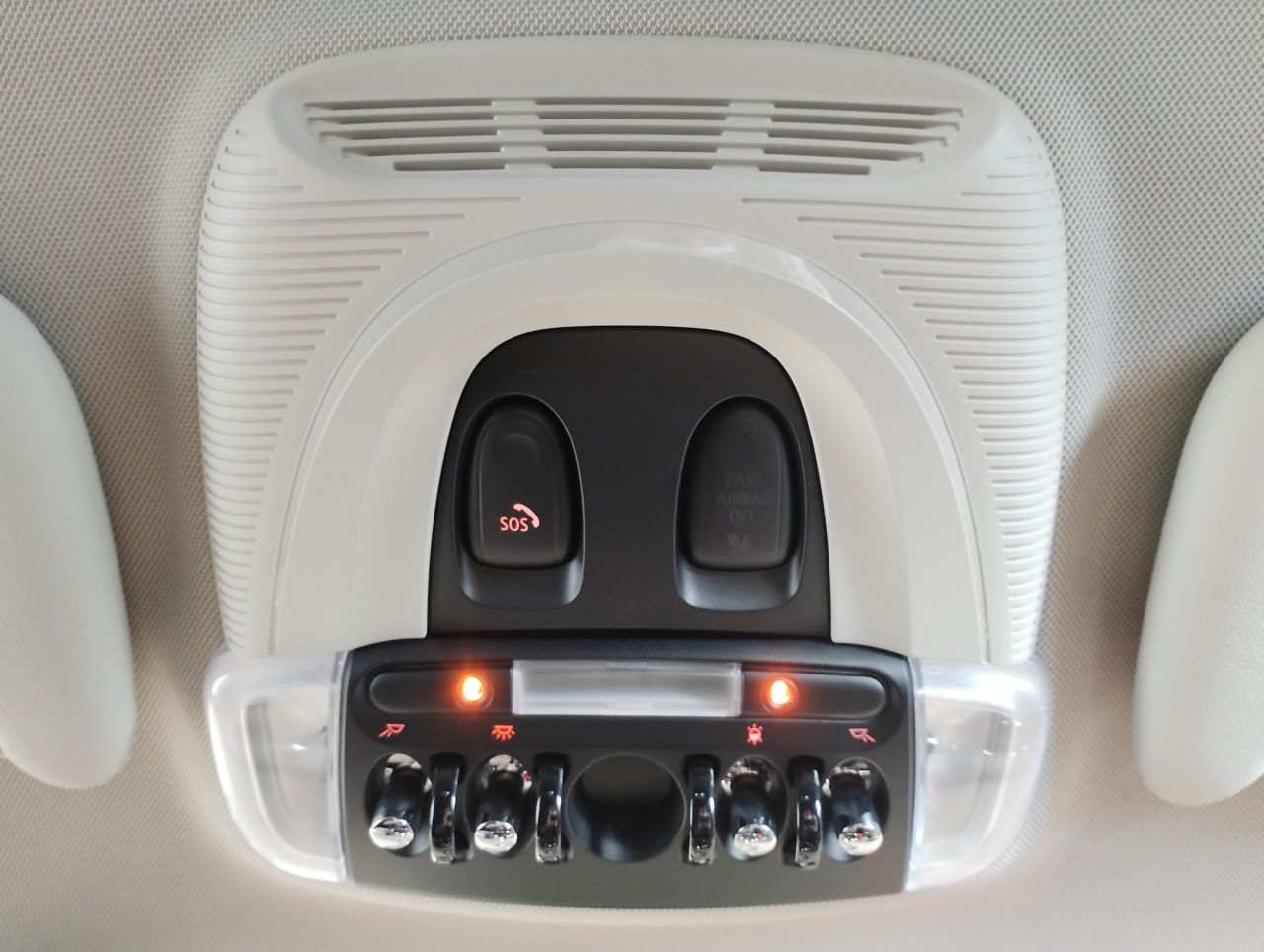 F55 COOPER D (AT)