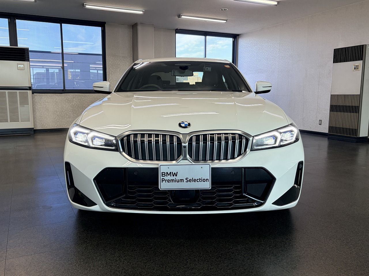 320d xDrive Berline RHD