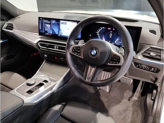 320d xDrive Berline RHD