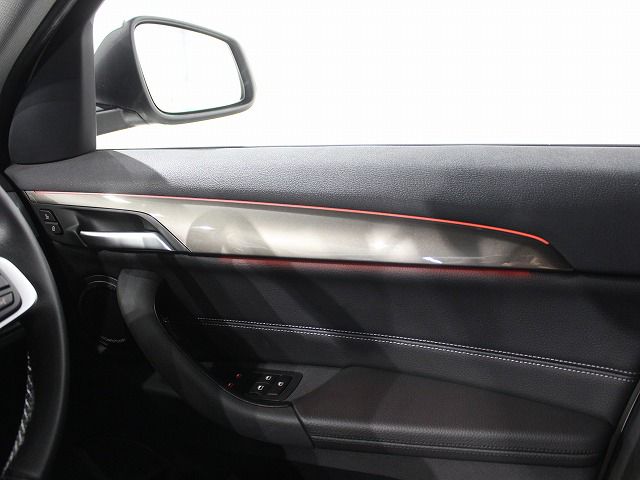 X1 sDrive18i RHD