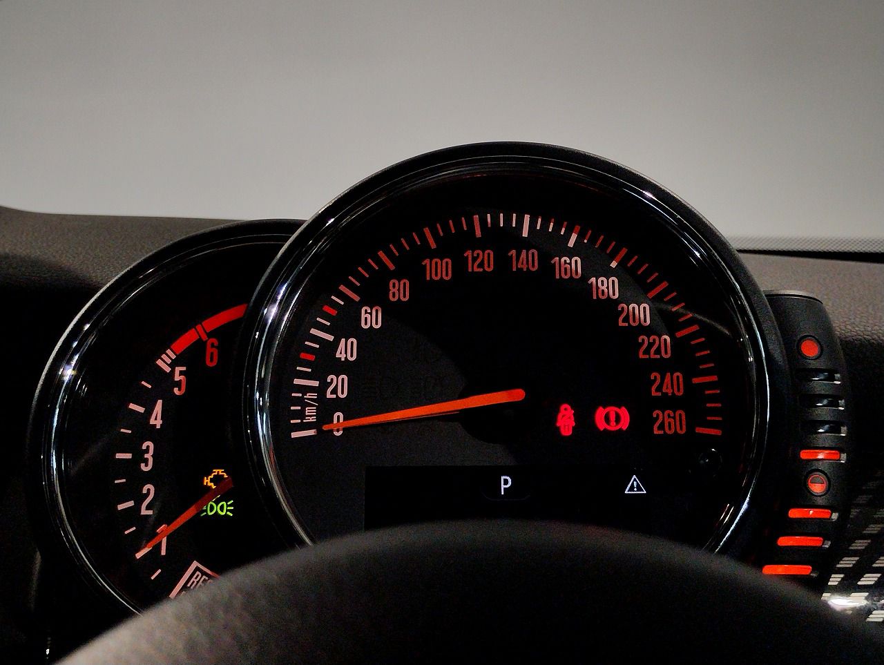 F55 COOPER S D(AT)