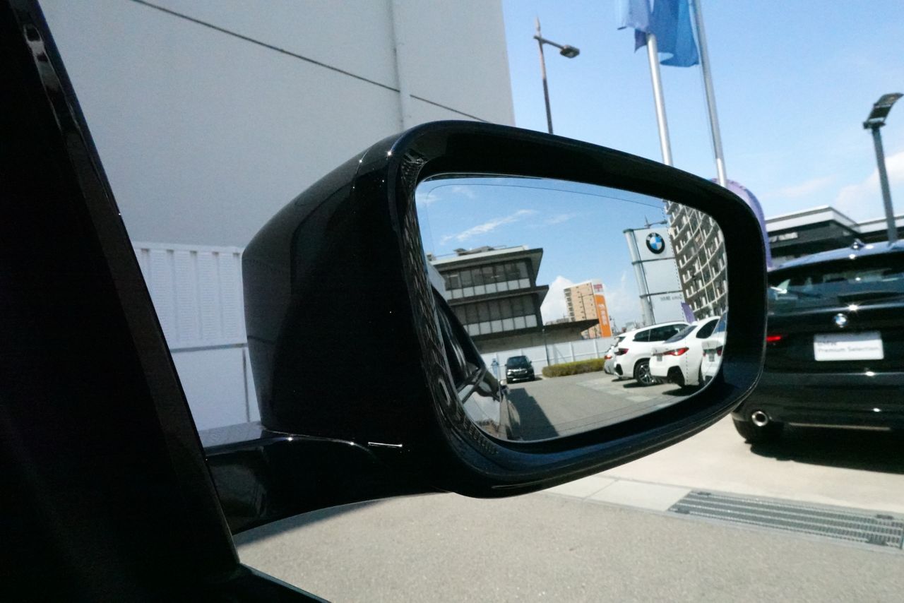 320d xDrive Berline RHD
