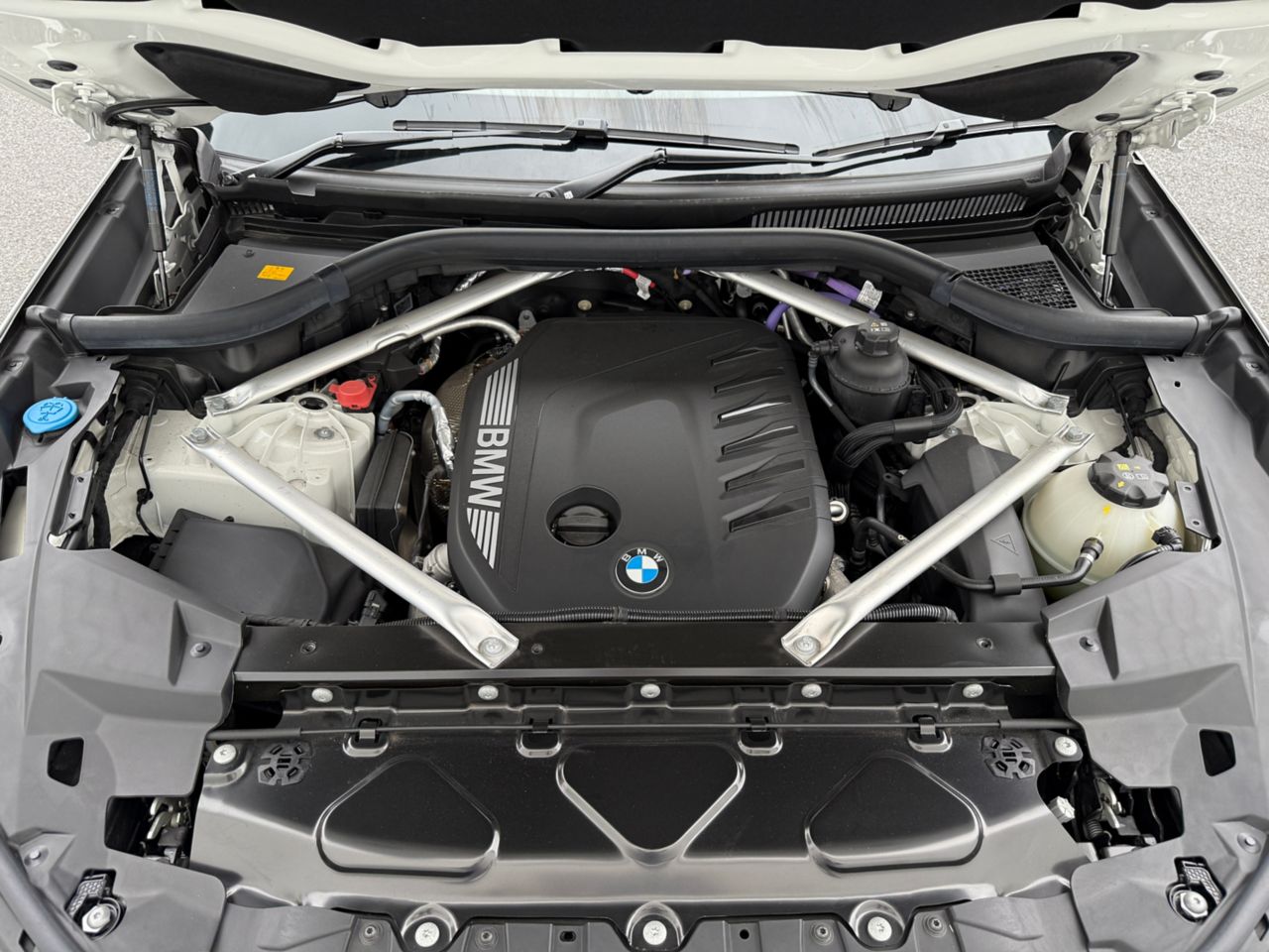 X6 xDrive30d M Sport RHD