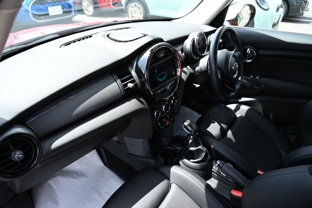 F55 COOPER