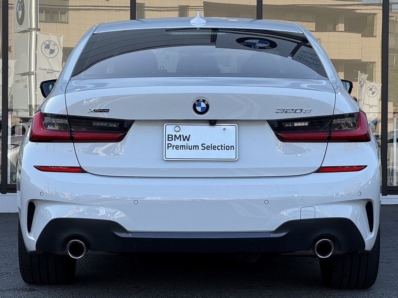 G20 320d xDrive RHD Saloon