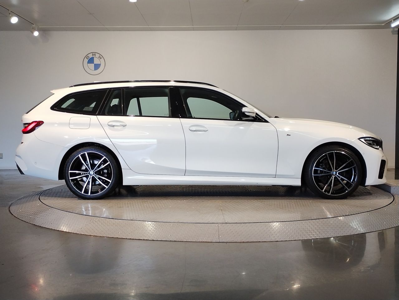 G21 320d xDrive Touring RHD