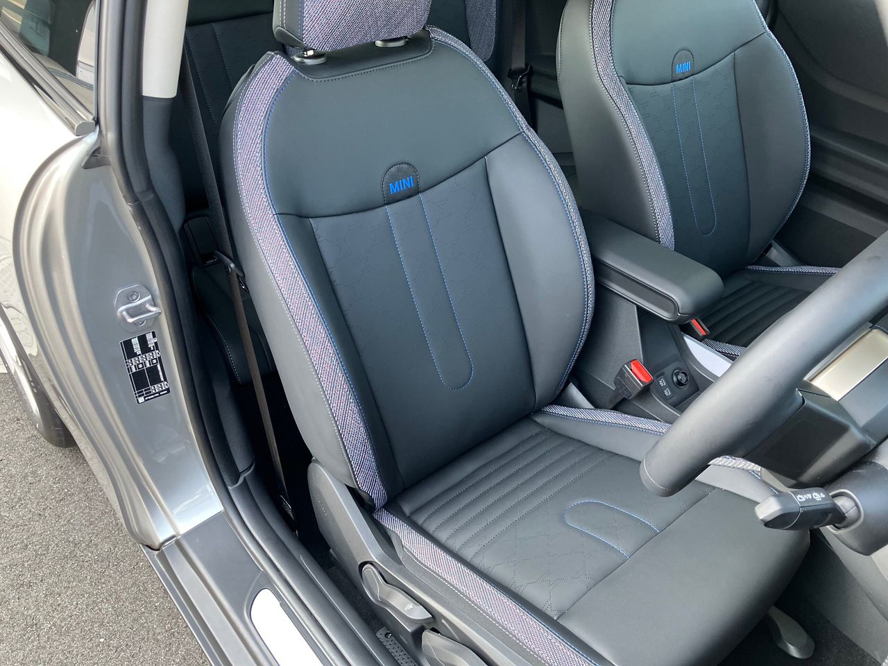 F66 MINI Cooper C 3Dr