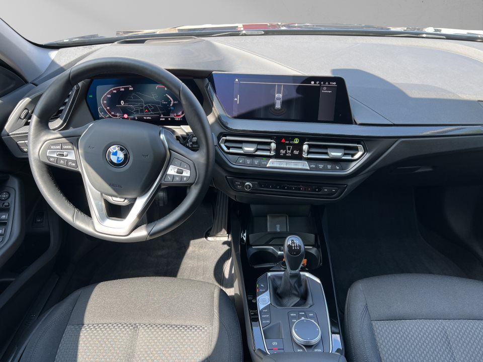 BMW 118