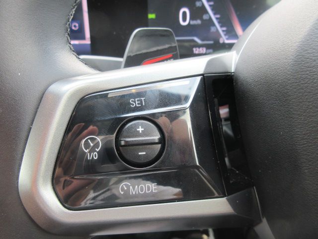 BMW i5 eDrive40 M Sport RHD